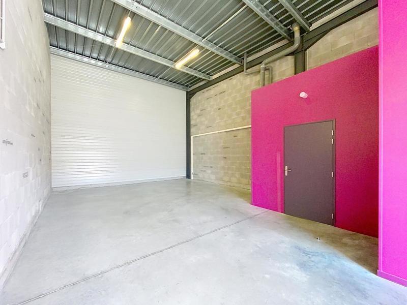 Entrepôt - 80 m²