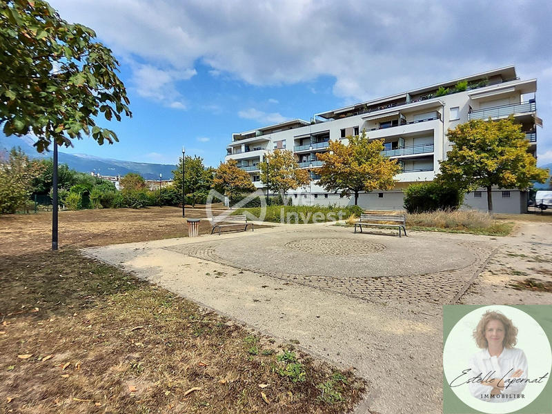 Appartement - 79 m² - 4 pièces