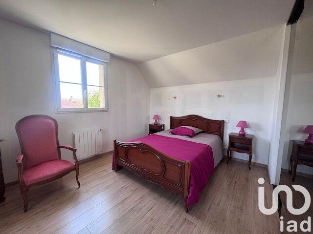 Maison - 205 m² - 7 pièces