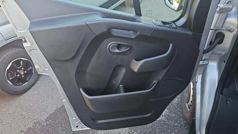 Renault Master Vu 2.3 dCi 180 Grand Confort