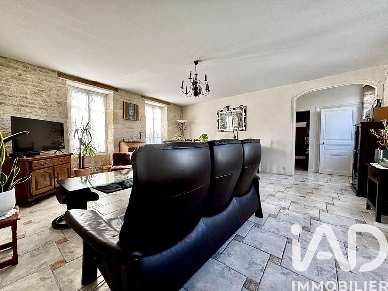 Maison de village - 180 m² - 7 pièces