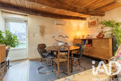 Maison - 191 m² - 7 pièces