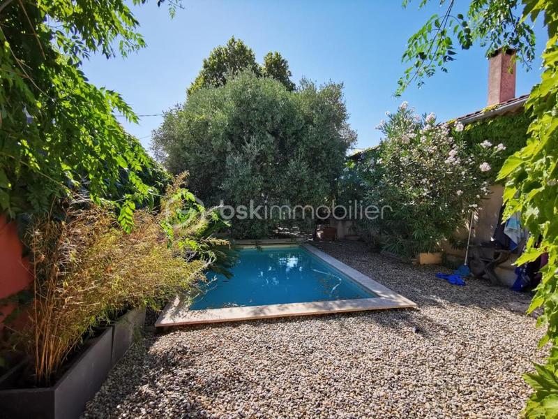 Maison traditionnelle - 143 m² - 6 pièces