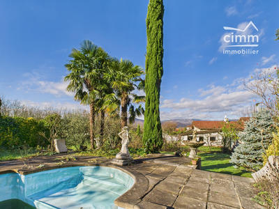 Maison - 174 m² - 6 pièces