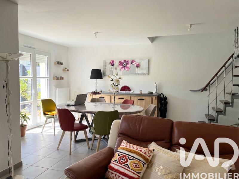 Maison - 96 m² - 5 pièces