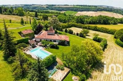 Maison - 165 m² - 6 pièces