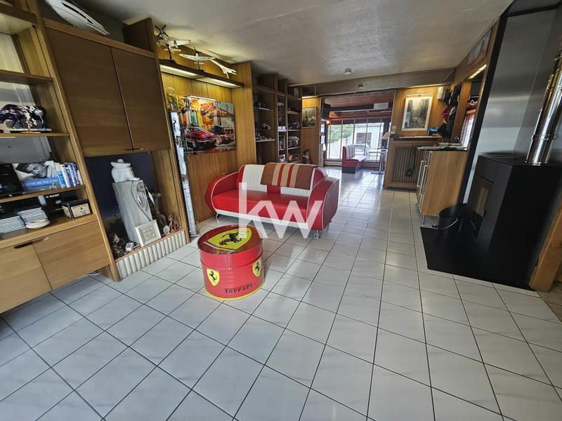 Entrepôt - 89 m² - 4 pièces