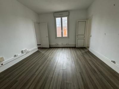 Maison - 200 m² - 8 pièces