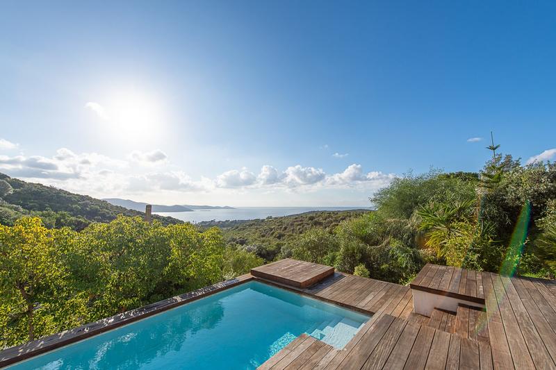 Maison - 114 m² - 5 pièces