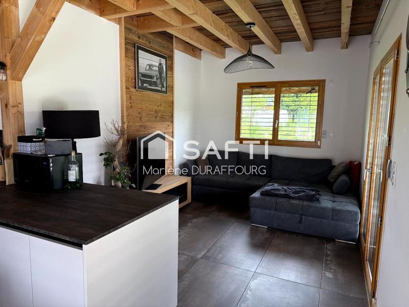 Maison - 115 m² - 5 pièces