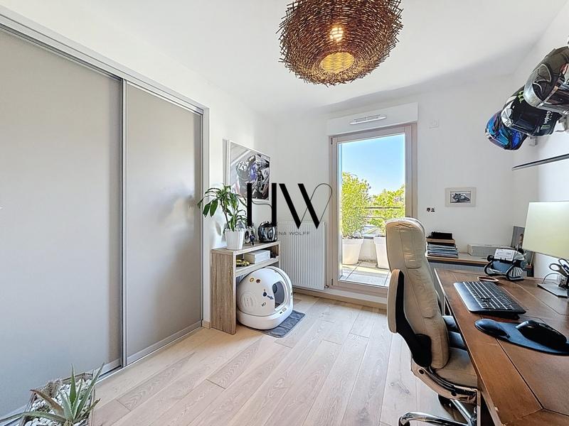 Appartement - 110 m² - 5 pièces