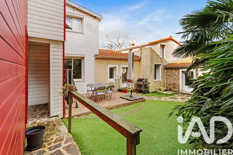 Maison - 183 m² - 6 pièces