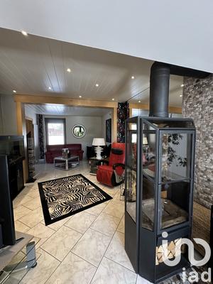 Maison - 250 m² - 8 pièces