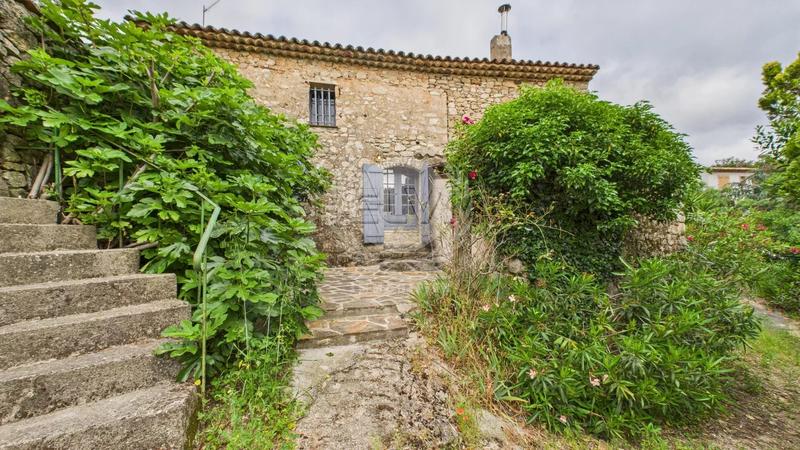 Maison - 110 m² - 7 pièces