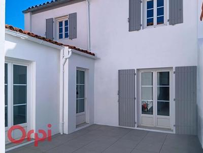 Maison - 120 m² - 5 pièces