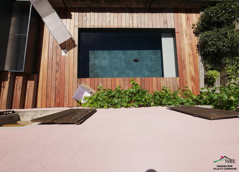 Maison - 122 m² - 6 pièces