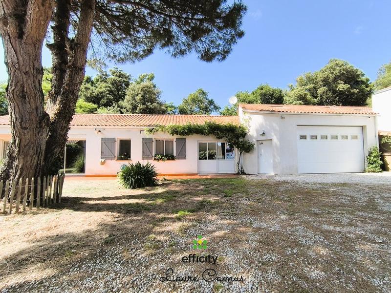 Maison - 223 m² - 10 pièces