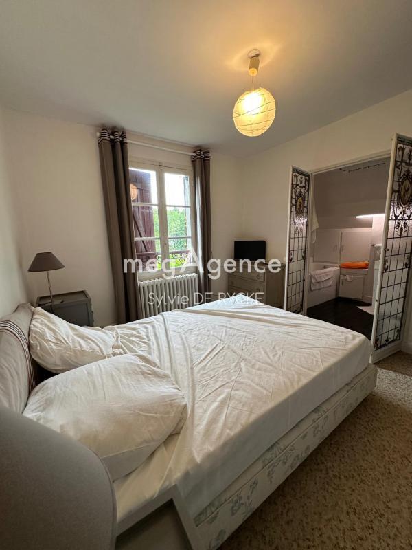 Maison - 199 m² - 7 pièces