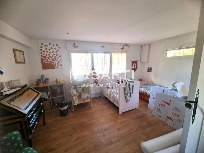 Maison - 140 m² - 7 pièces