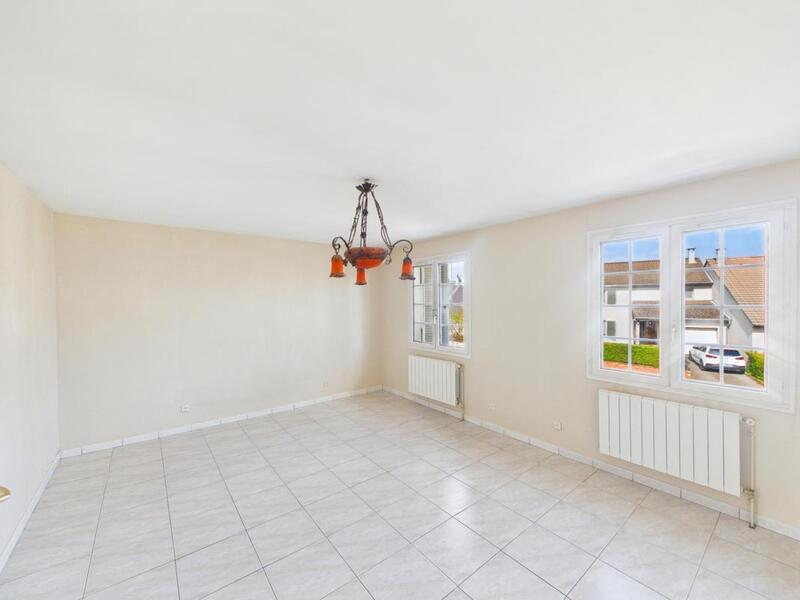 Maison - 153 m² - 5 pièces