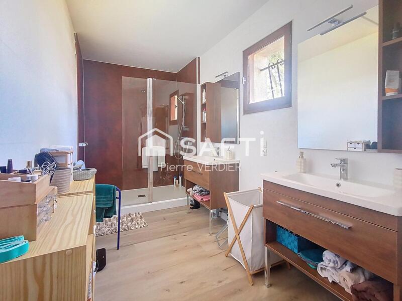 Maison - 89 m² - 5 pièces