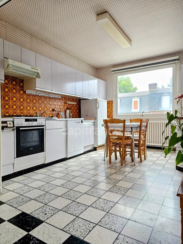 Pavillon - 100 m² - 5 pièces