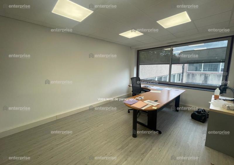 Bureau - 230 m²