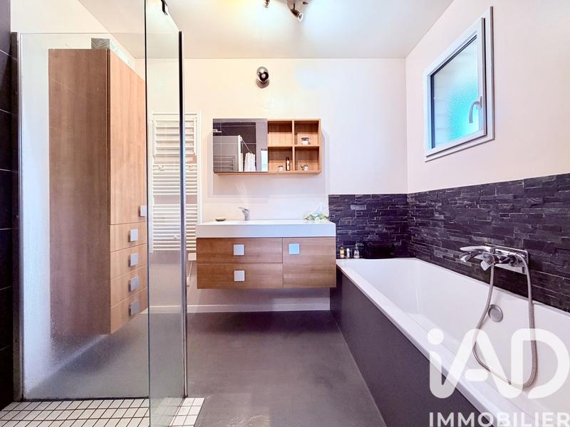 Maison - 107 m² - 4 pièces