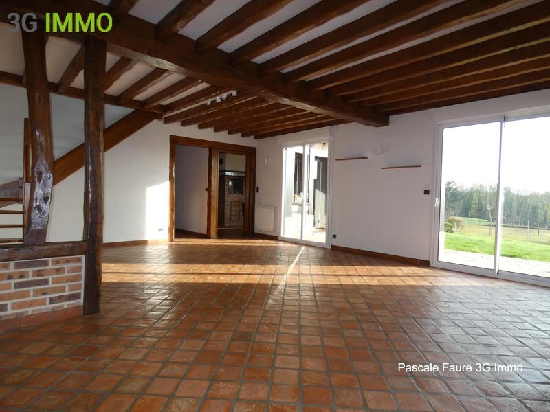 Maison traditionnelle - 197 m² - 10 pièces