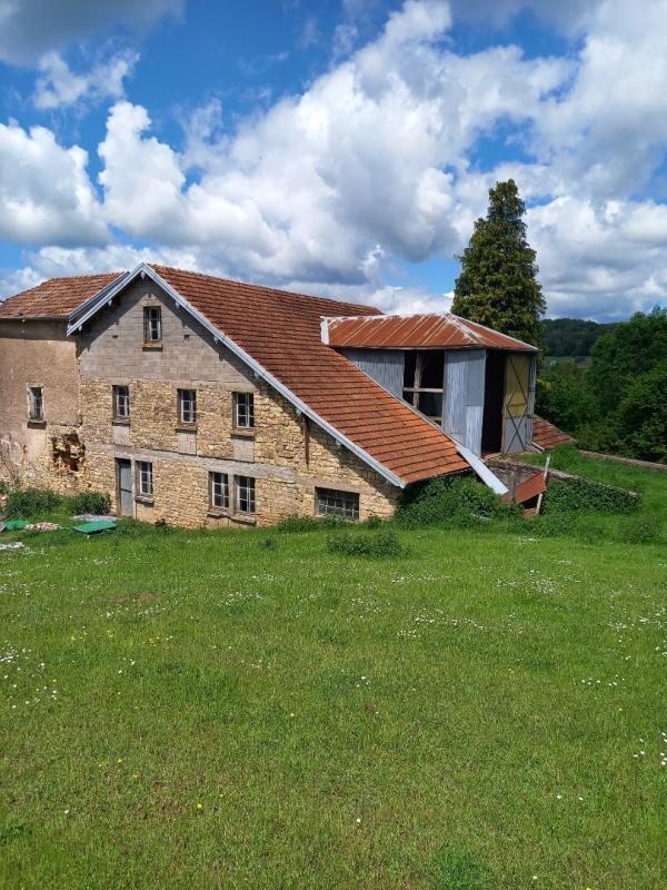 Maison - 500 m² - 2 pièces