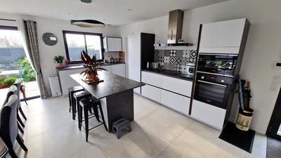 Maison - 110 m² - 5 pièces