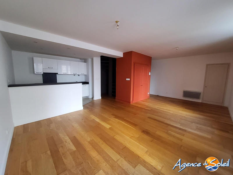 Appartement - 79 m² - 3 pièces
