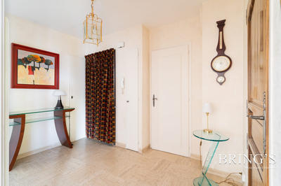 Appartement - 126 m² - 7 pièces