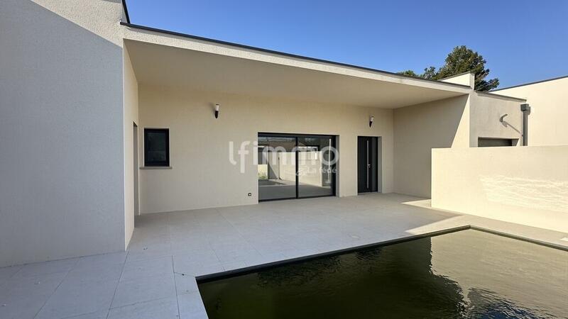 Maison - 110 m² - 4 pièces