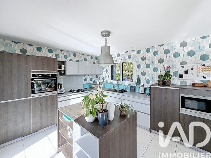 Maison - 136 m² - 5 pièces