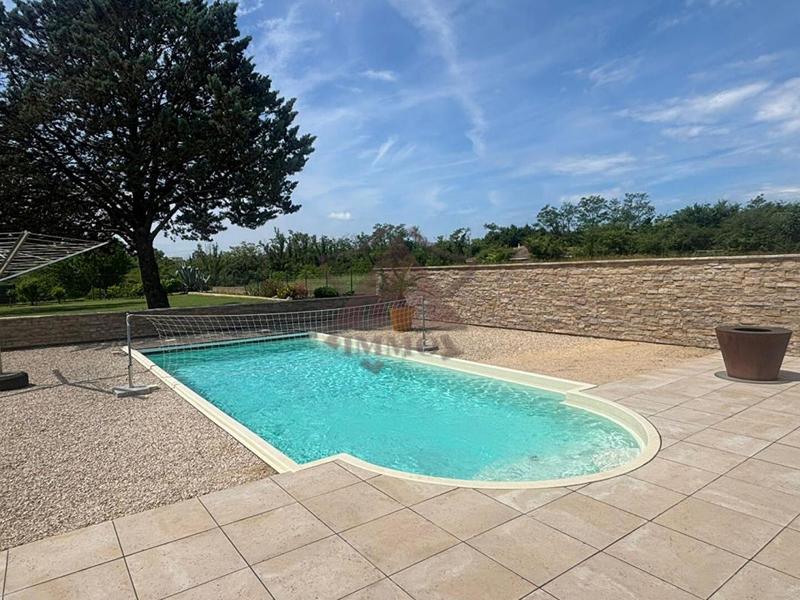 Villa - 87 m² - 4 pièces