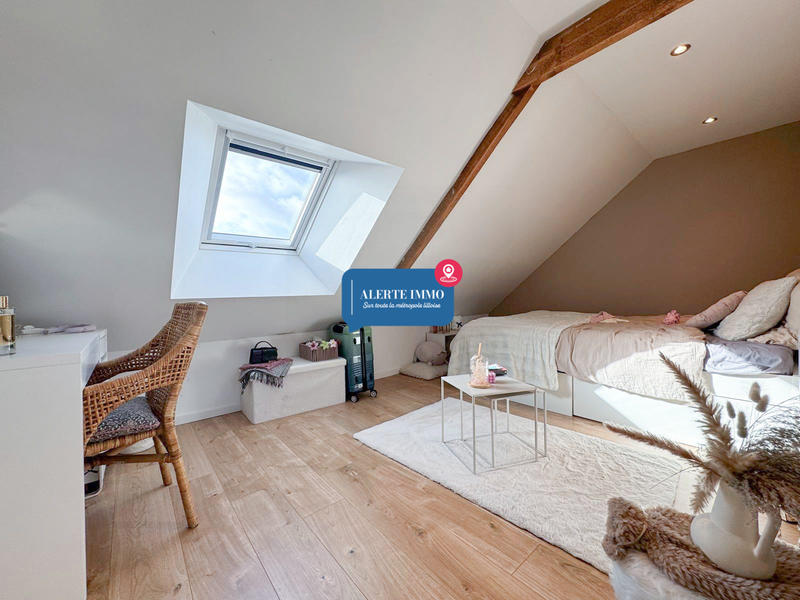 Maison - 105 m² - 5 pièces