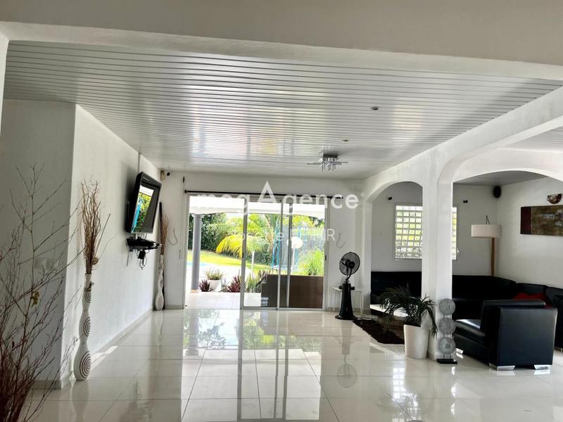 Villa - 134 m² - 5 pièces