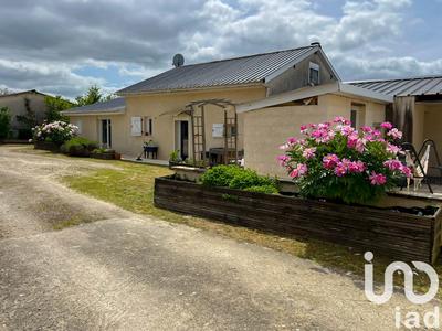 Maison - 162 m² - 5 pièces