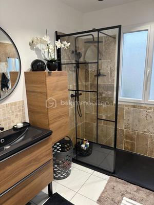 Maison - 85 m² - 3 pièces