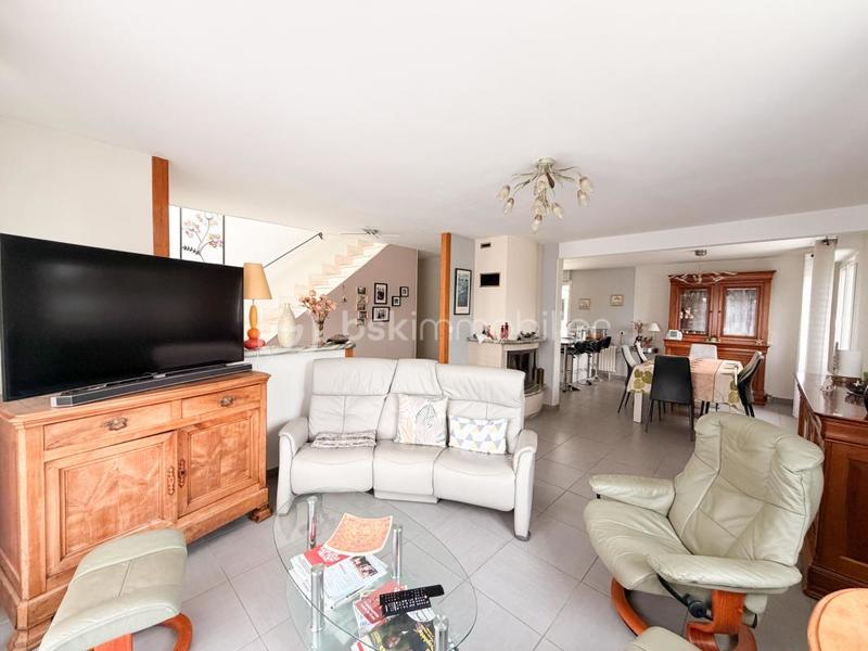 Maison - 138 m² - 7 pièces