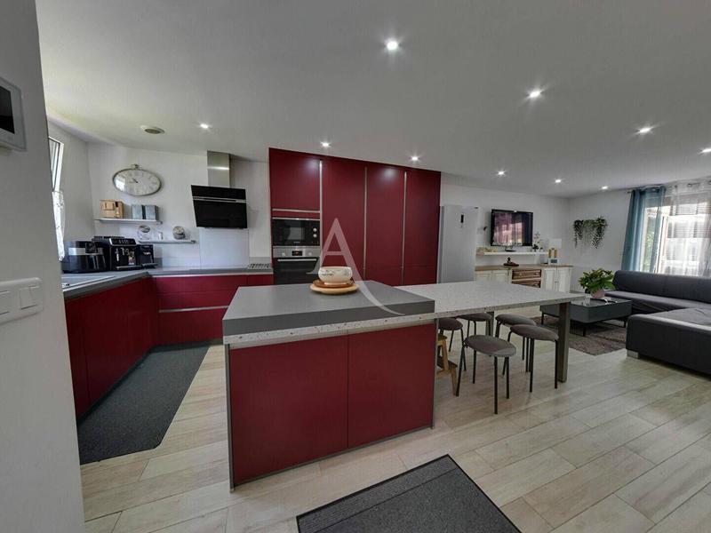 Maison - 134 m² - 6 pièces