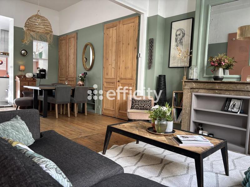 Maison - 137 m² - 7 pièces