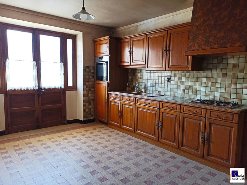 Maison - 127 m² - 6 pièces