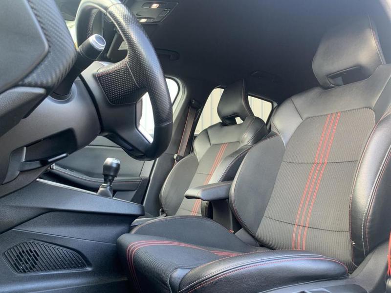 Renault Clio 1.0 Tce 100 Ch Rs Line - Garantie 6 Mois