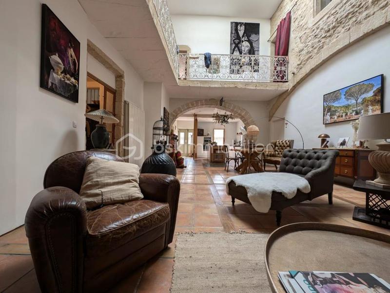 Maison de village - 265 m² - 8 pièces