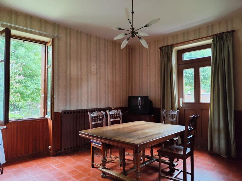 Maison - 110 m² - 5 pièces