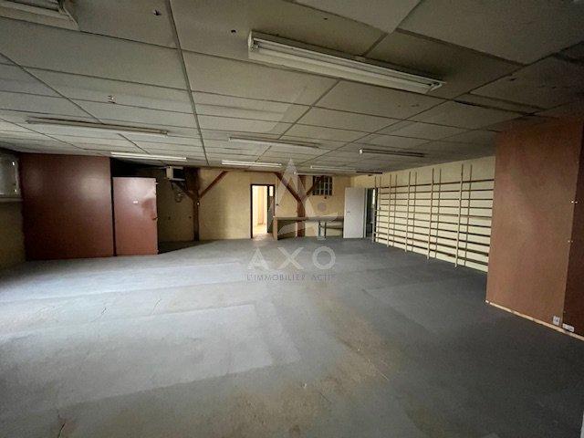 Entrepôt - 1 337 m²