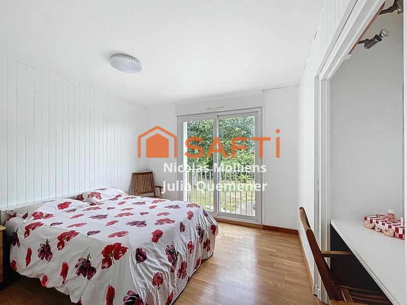 Maison - 156 m² - 8 pièces