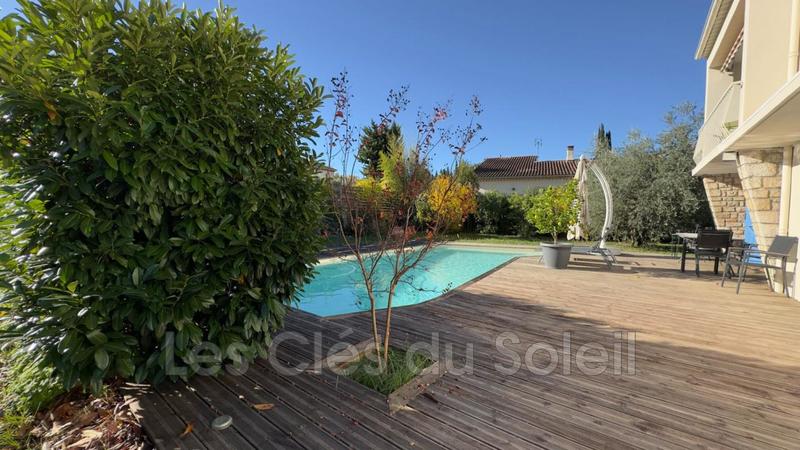 Maison - 145 m² - 6 pièces